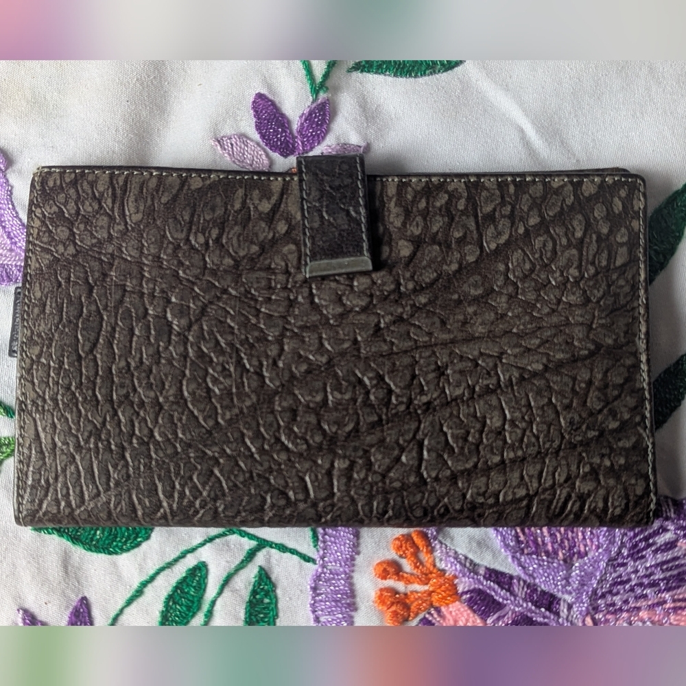 African BúfaloTextured Brown Wallet